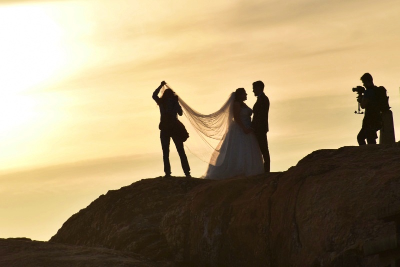 Tips on Hiring Your Wedding Photographer and Videographer